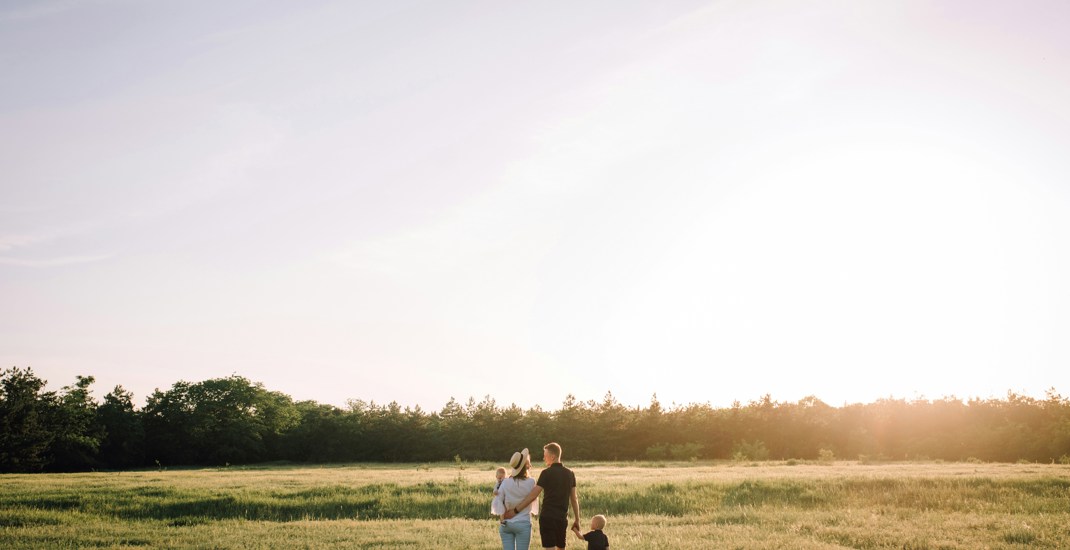 When do I need to pay tax on financial gifts with family members?
